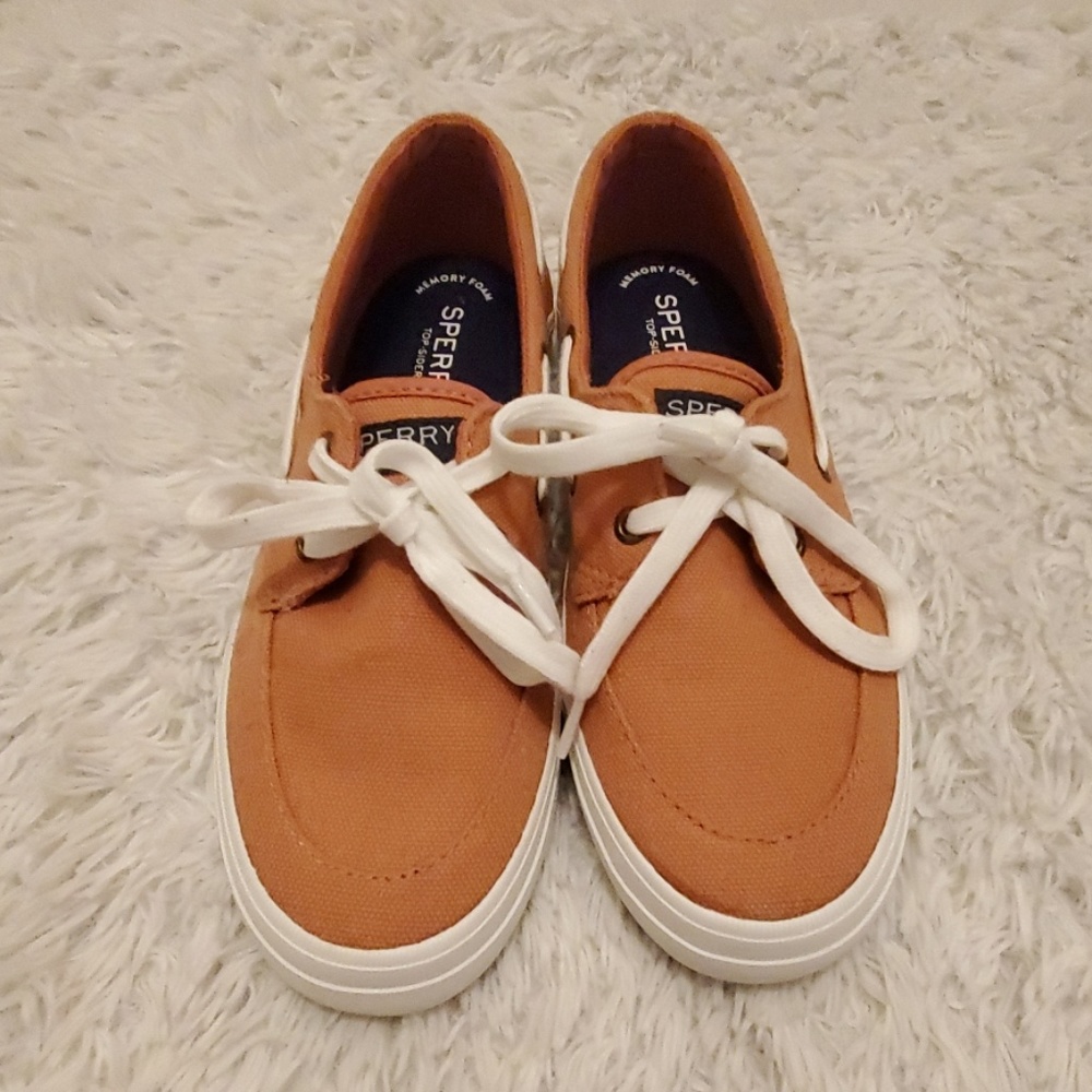 NWT Sperry Crest Canvas Boat Shoes